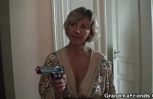 XXX Fucks મોટી ગાંડ સુંદરતા સાથે સ્થિતિસ્થાપક ગાંડ