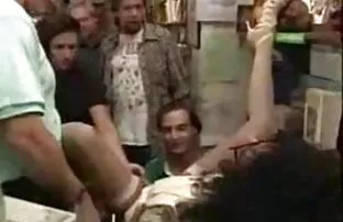 XXX મોહક ચિક twerked જ્યારે fucked દંભ એક રાઇડર