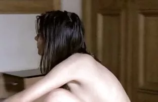 XXX ચિક સાથે મોહૌક fucked ગળામાં મોટો લોડો