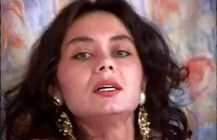 XXX મૂકી કેન્સર અને fucked વર્જિન