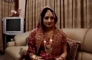 XXX પ્રખર લેડી સંભોગ કર્યા જાંઘિયો