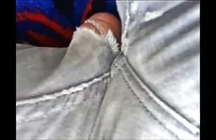 XXX છોકરો Fucks ડિપિંગ છોકરી પર કલાપ્રેમી કેમેરા