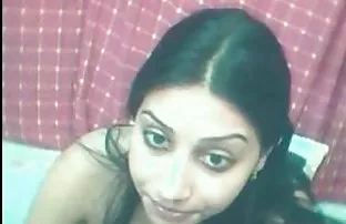 XXX બે લેસ્બિયન્સ ચોદવા માંટે ઉત્તેજીત કરવું એક વ્યક્તિ એક છોકરી ના મોઢા માં નાખી