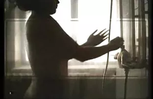 XXX પ્રખર બ્લોન્ડી Fucks અને cums પર તેના મોં