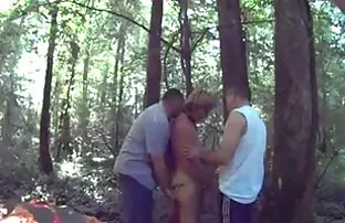 XXX કામોત્તેજક છોકરી પ્રભાવિત લોડો ઊંડા તેના pussy