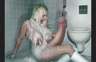 XXX મોટા માણસ દ્વારા fucked મોટા કોક્સ બેબી
