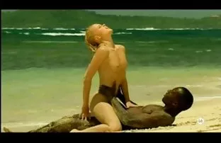 XXX કૂણું કૂતરી વાહિયાત