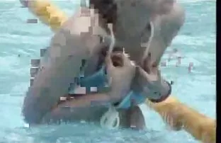 XXX છોકરો fucked એક છોકરી એજન્ટ પર ચોદતિ વખતે કૅસ્ટિંગ કરવુ
