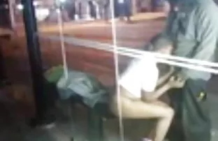XXX મેડમ shoved મોટી phallus ગુદા માં એક વિષમલિંગી